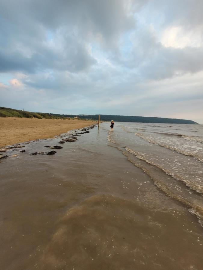 Sandy Retreat Worle Экстерьер фото